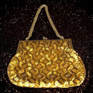 VTG La Regale Gold Beaded Clutch Evening Purse Kiss Clasp Hand Made in Hong Kong